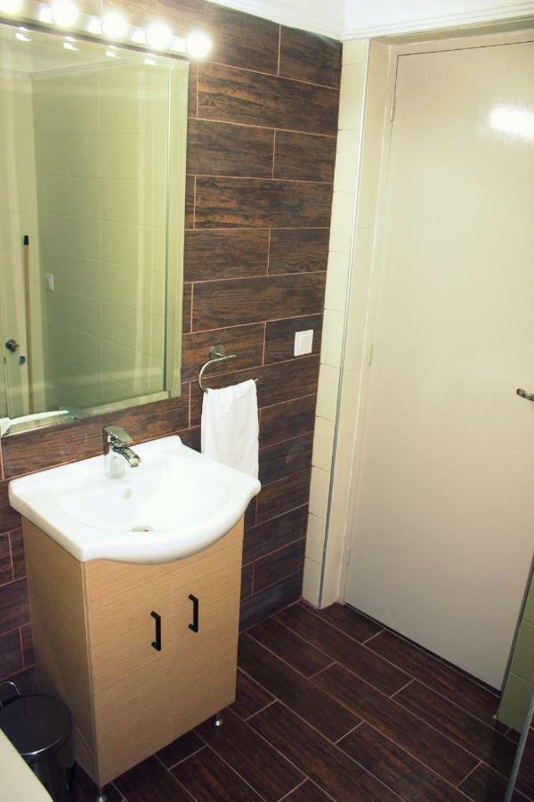 Nei Epivates Rental Rooms 50M From The Beach 네오이 에피바타이 외부 사진