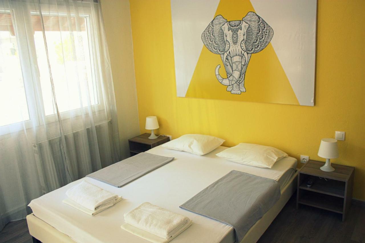 Nei Epivates Rental Rooms 50M From The Beach 네오이 에피바타이 외부 사진