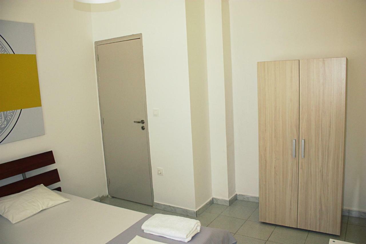 Nei Epivates Rental Rooms 50M From The Beach 네오이 에피바타이 외부 사진