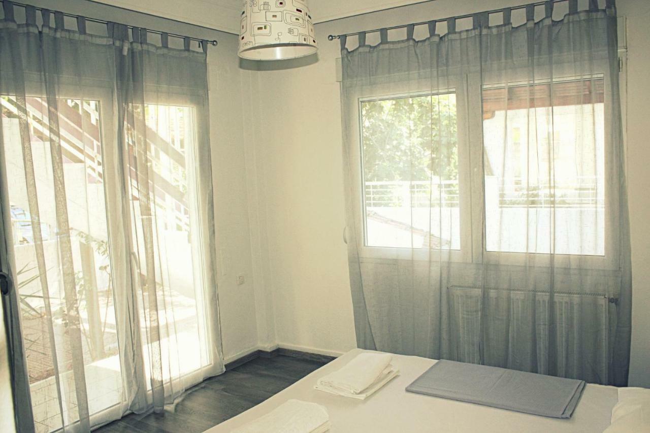 Nei Epivates Rental Rooms 50M From The Beach 네오이 에피바타이 외부 사진