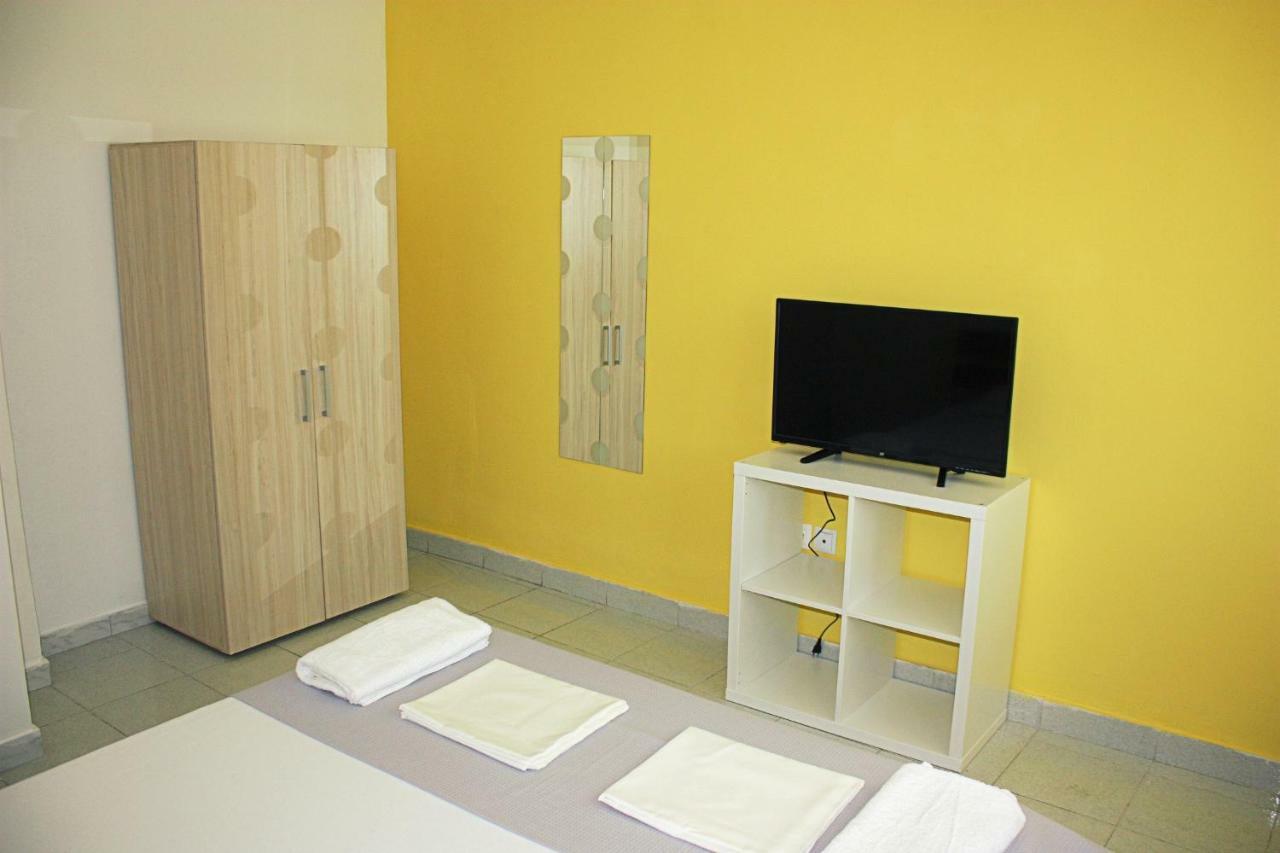Nei Epivates Rental Rooms 50M From The Beach 네오이 에피바타이 외부 사진