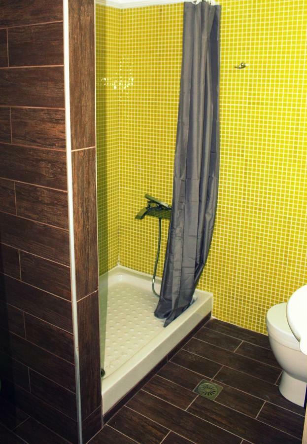 Nei Epivates Rental Rooms 50M From The Beach 네오이 에피바타이 외부 사진